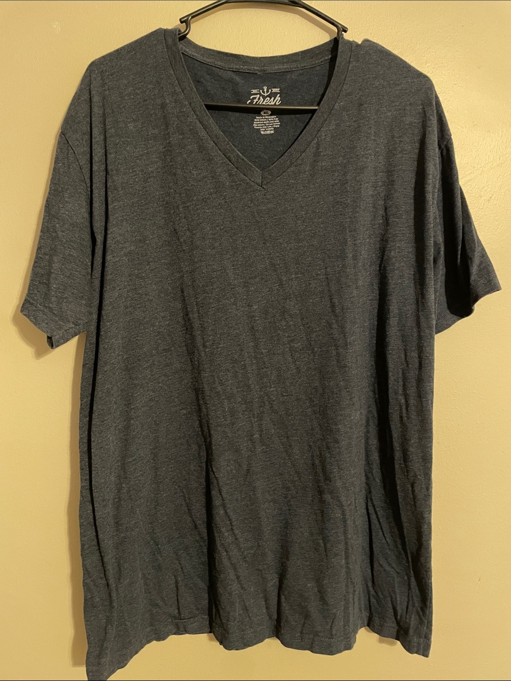 fresh Men's Charcoal V-Neck Short Sleeve Tee